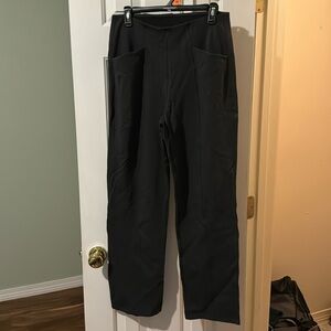Old Navy Women's Taper Leg Pants